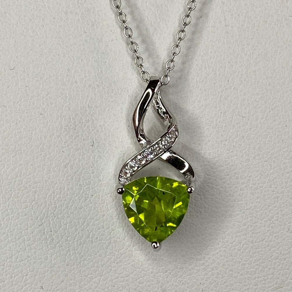 Trillion Manchurian Peridot & White‎ Zircon Sterling Silver Pendant Necklace New